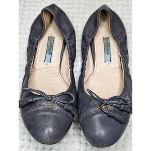 Prada leather baller flat shoes size 36.5